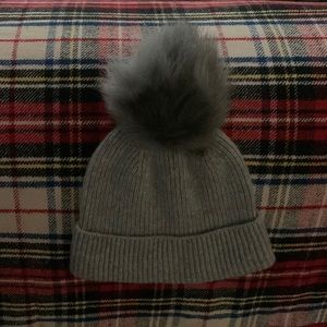 NWOT 100% Cashmere Beanie Hat w/ PomPom (Gray)